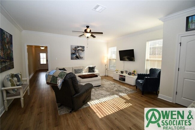 Building Photo - 3299 Fairwood Ln