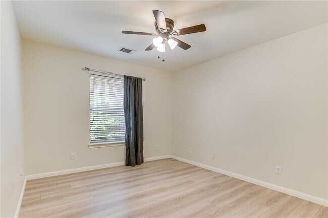 Building Photo - 13013 Brigham Dr
