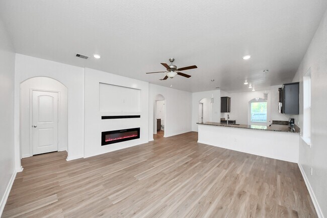 Building Photo - 25469 Black Spruce Dr