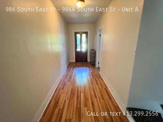 Building Photo - 986 S East St