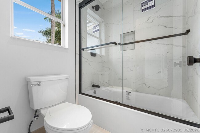 Building Photo - 18596 Ocean Mist Dr