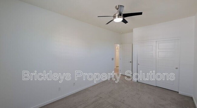 Building Photo - 2632 S Tobin