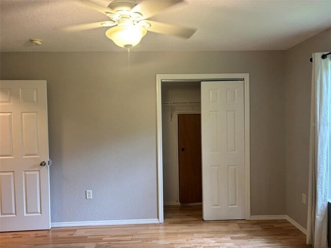 Building Photo - 4390 NE 140th Ct