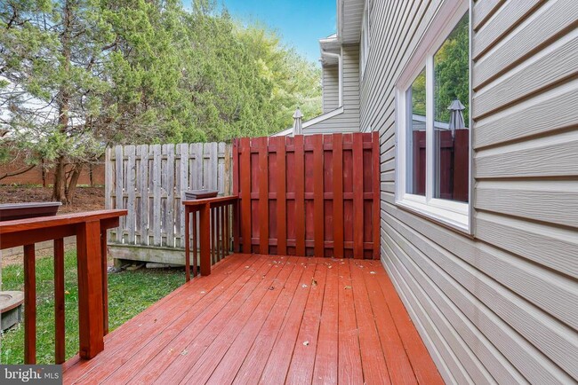 Building Photo - 363 Chickory Way
