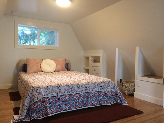 loft bedroom - 1824 NE 169th St