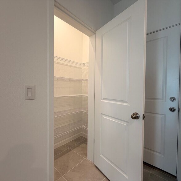 Building Photo - 3276 Gardenia Reserve St