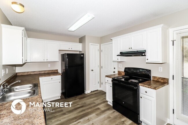 Building Photo - 1021 Crayton Ridge Dr