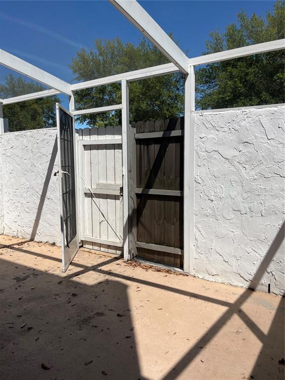 Building Photo - 5850 Cypress Gardens Blvd