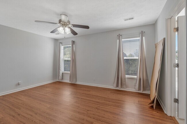 Building Photo - 3324 Cain Harbor Dr