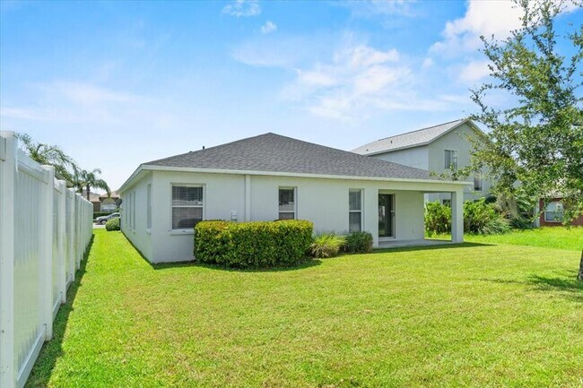 Building Photo - 3961 Hampton Hills Dr