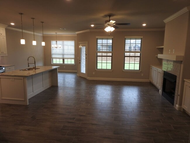 Building Photo - 2021 Construction! 4 Bedroom 2 Bathroom home. Now Leasing