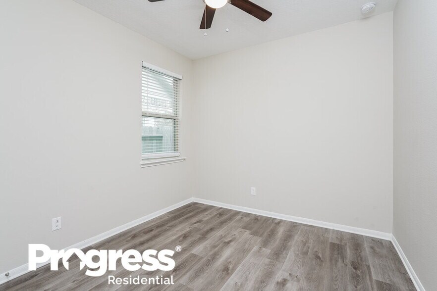 Building Photo - 3214 Bainbridge Hill Ln