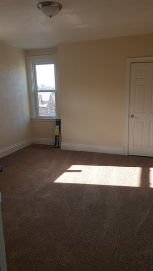 1st Bedroom - 86 Craighead St