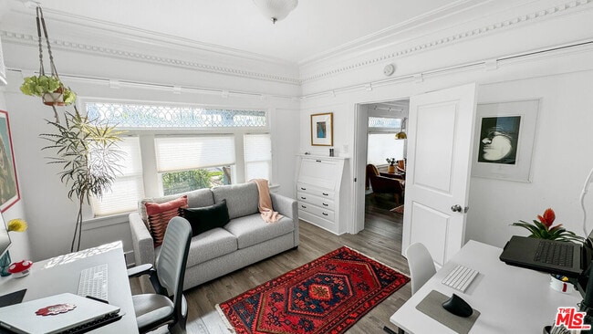 Building Photo - 3489 2nd Ave