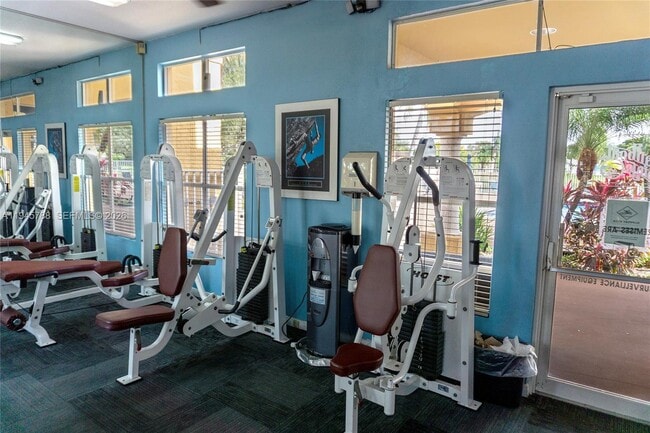 Building Photo - 2445 NW 33rd St