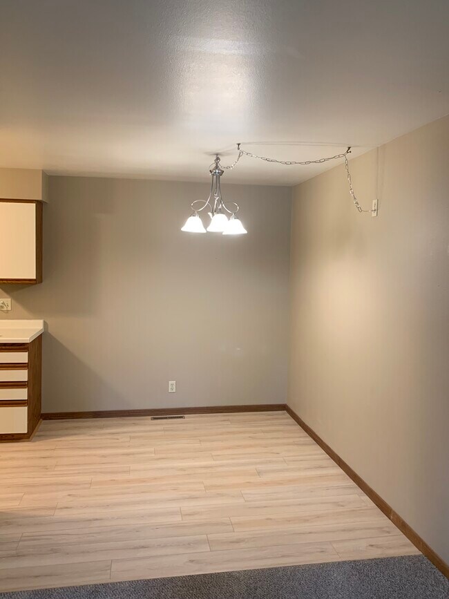 Dining from Living Room - 307 River St