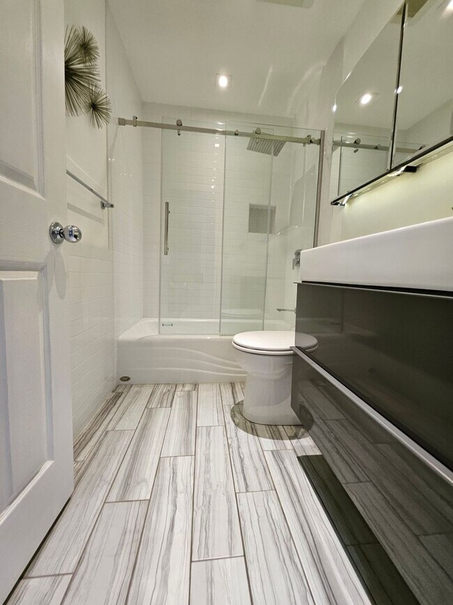 Building Photo - Ocean View 2 bedroom in Wailea Fairway