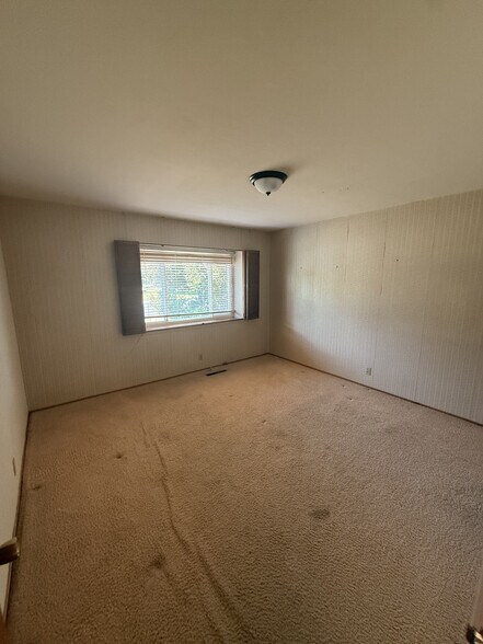 Building Photo - 1389 Chelsea Dr