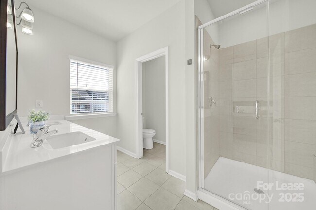 Building Photo - 8004 Whitegrove Rd