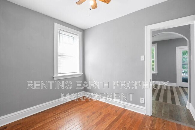 Building Photo - 3868 Meramec St