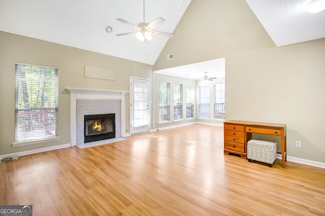 Building Photo - 82 Prestwick Ln