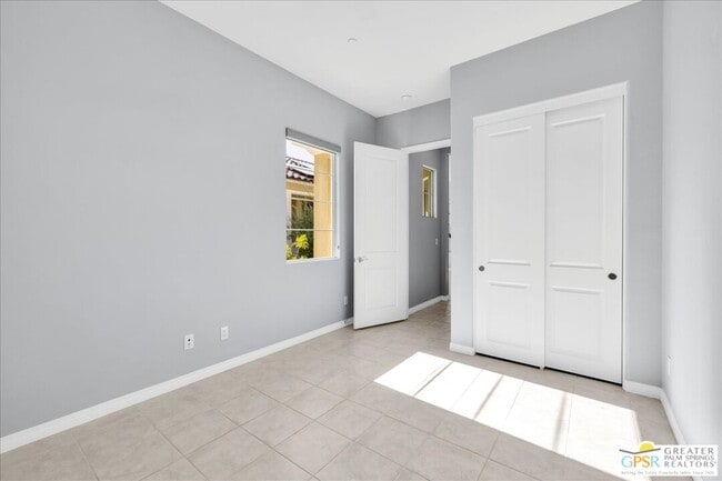 Building Photo - 69 Cabernet