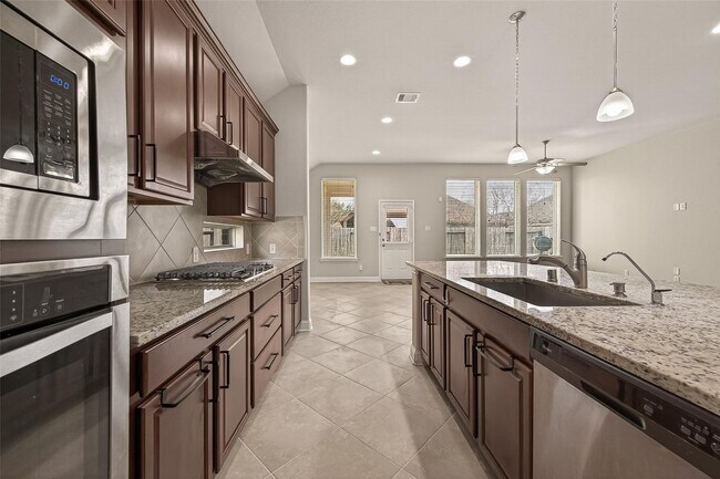 Building Photo - 107 Angel Hollow Ln