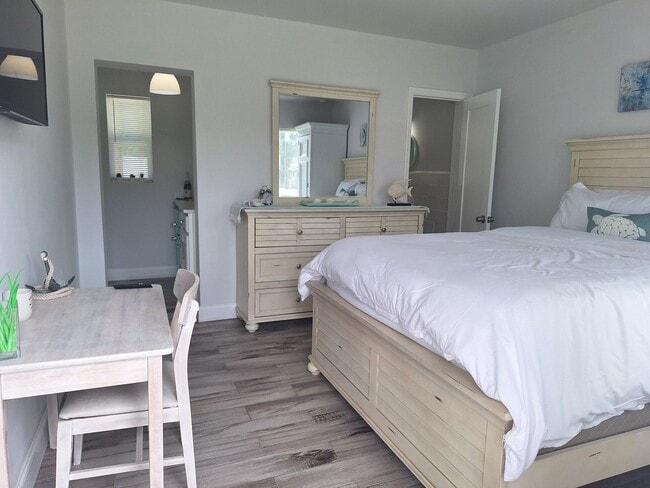 Building Photo - NSB FURNISHED EFFICIENCY UNIT-ALL UTILITIE...