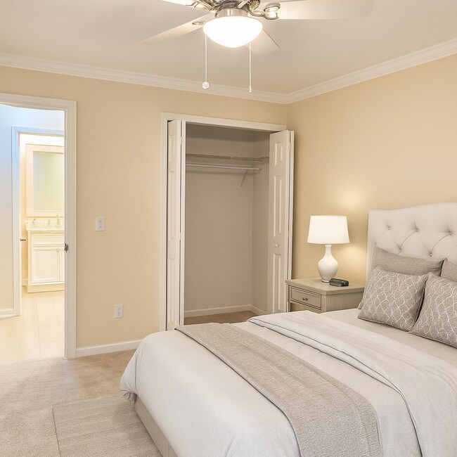 Building Photo - 1300 Cedarwood Dr