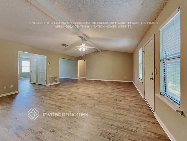 Building Photo - 4502 Crosstie Rd S