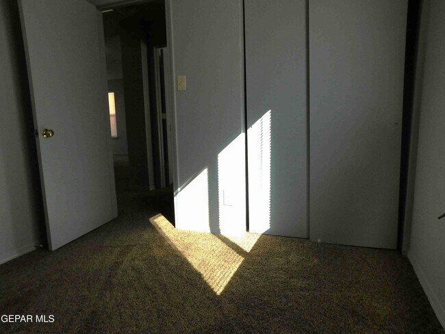 Building Photo - 12328 Tierra Canada Dr