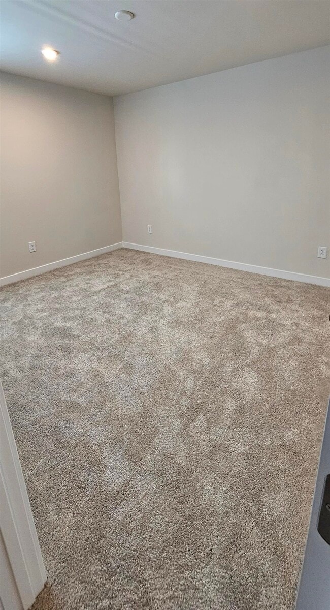 Building Photo - 2313 Hazel Wy