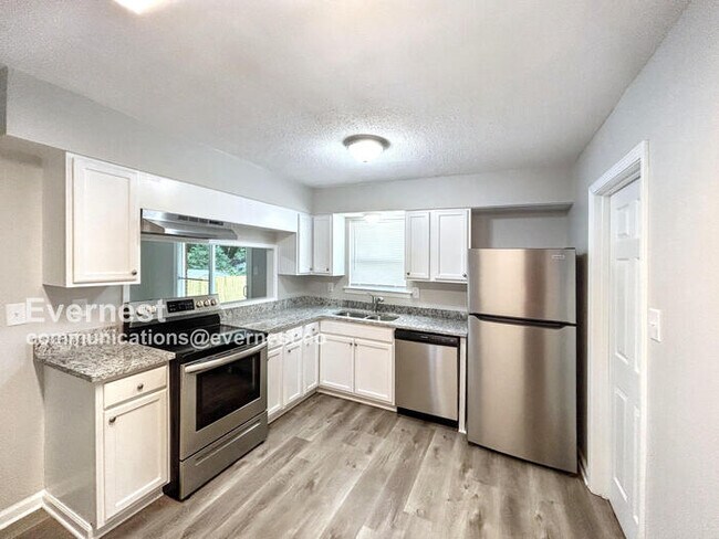 Building Photo - 8641 Kinard Cove
