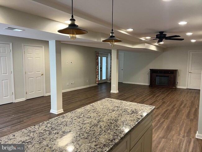 Building Photo - 7 Brannigan Dr