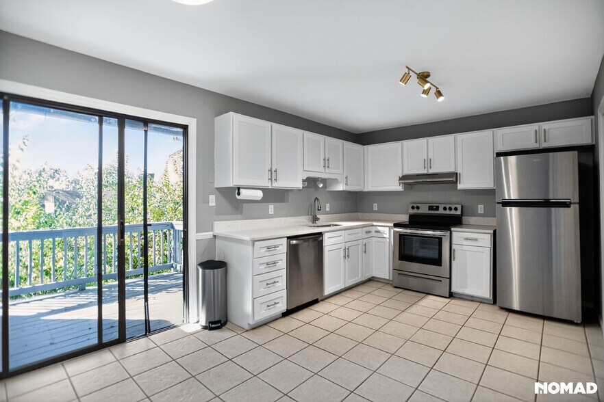 Remodeled Kitchen with Quartz Countertops - 116 Lookout Dr