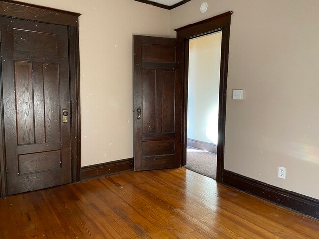 2nd Bedroom with closet. - 40 WEIDER ST