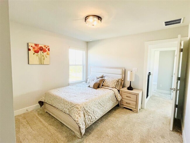 Building Photo - 8504 Pine Muhly Dr