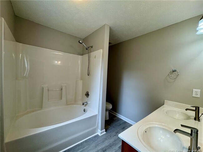 Building Photo - 2613 Gressitt Point lane
