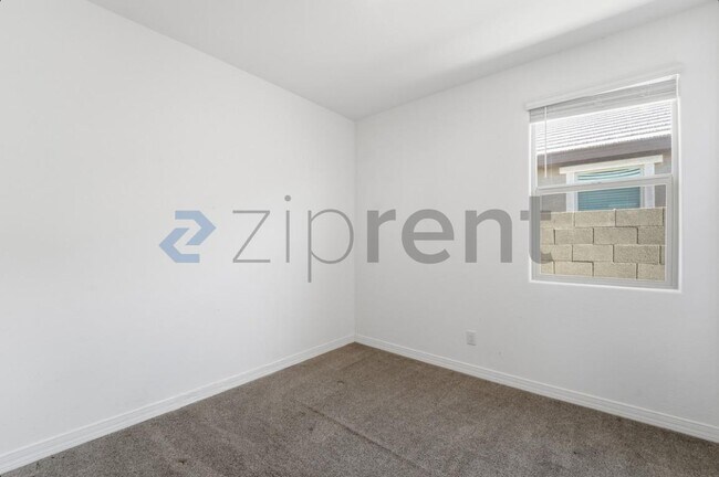 Building Photo - 9219 W Sells Dr