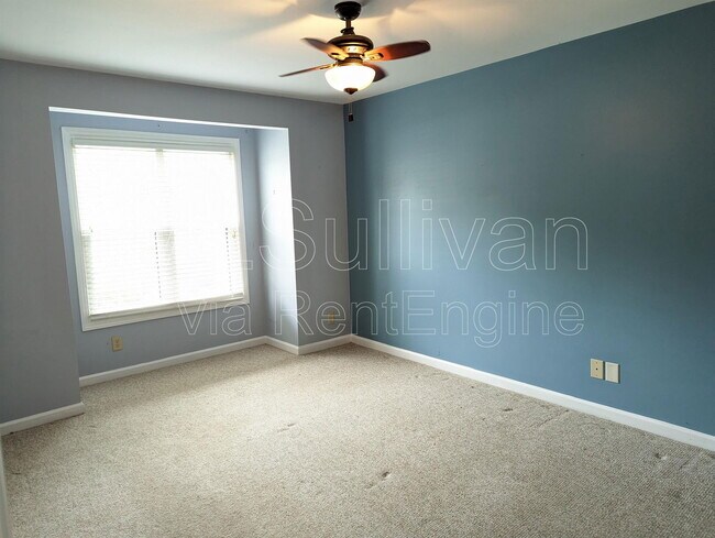 Building Photo - 3700 Chimney Ridge Pl