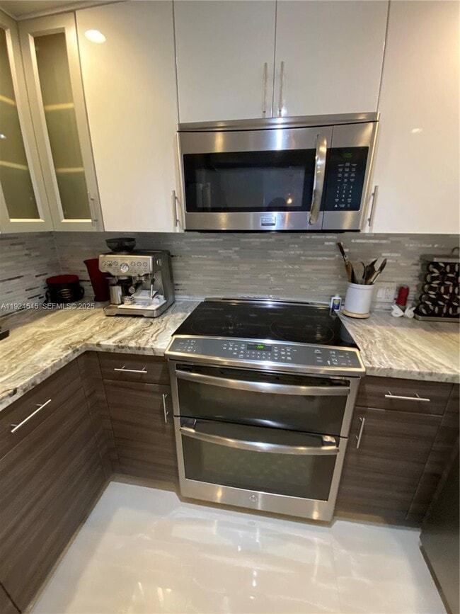 Building Photo - 1500 S Ocean Dr