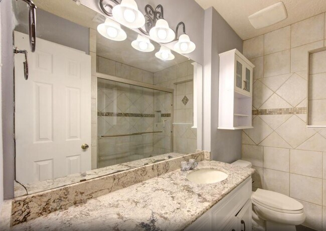 Building Photo - 10727 Sagewillow Ln