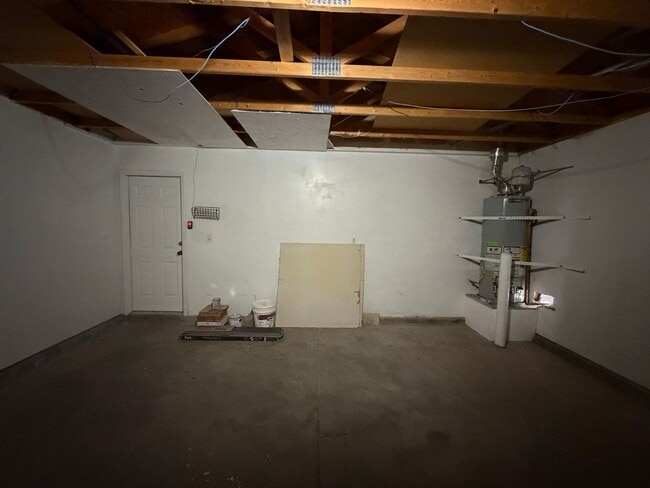 Building Photo - 1405 Secret Valley Dr SW