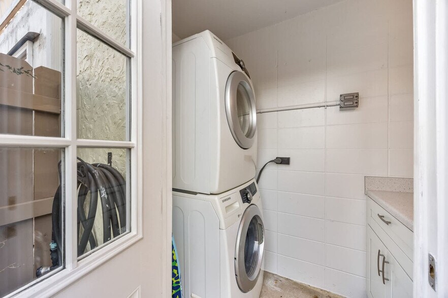 Building Photo - 262 Canaveral Beach Blvd