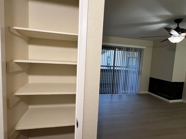 Building Photo - Updated South Natomas Condo