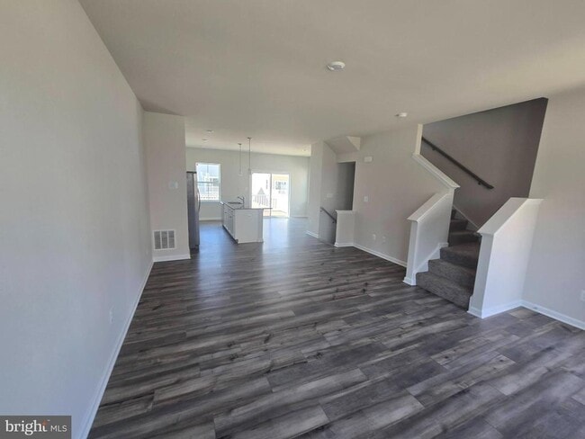 Building Photo - 1333 Cedar Vly Rd