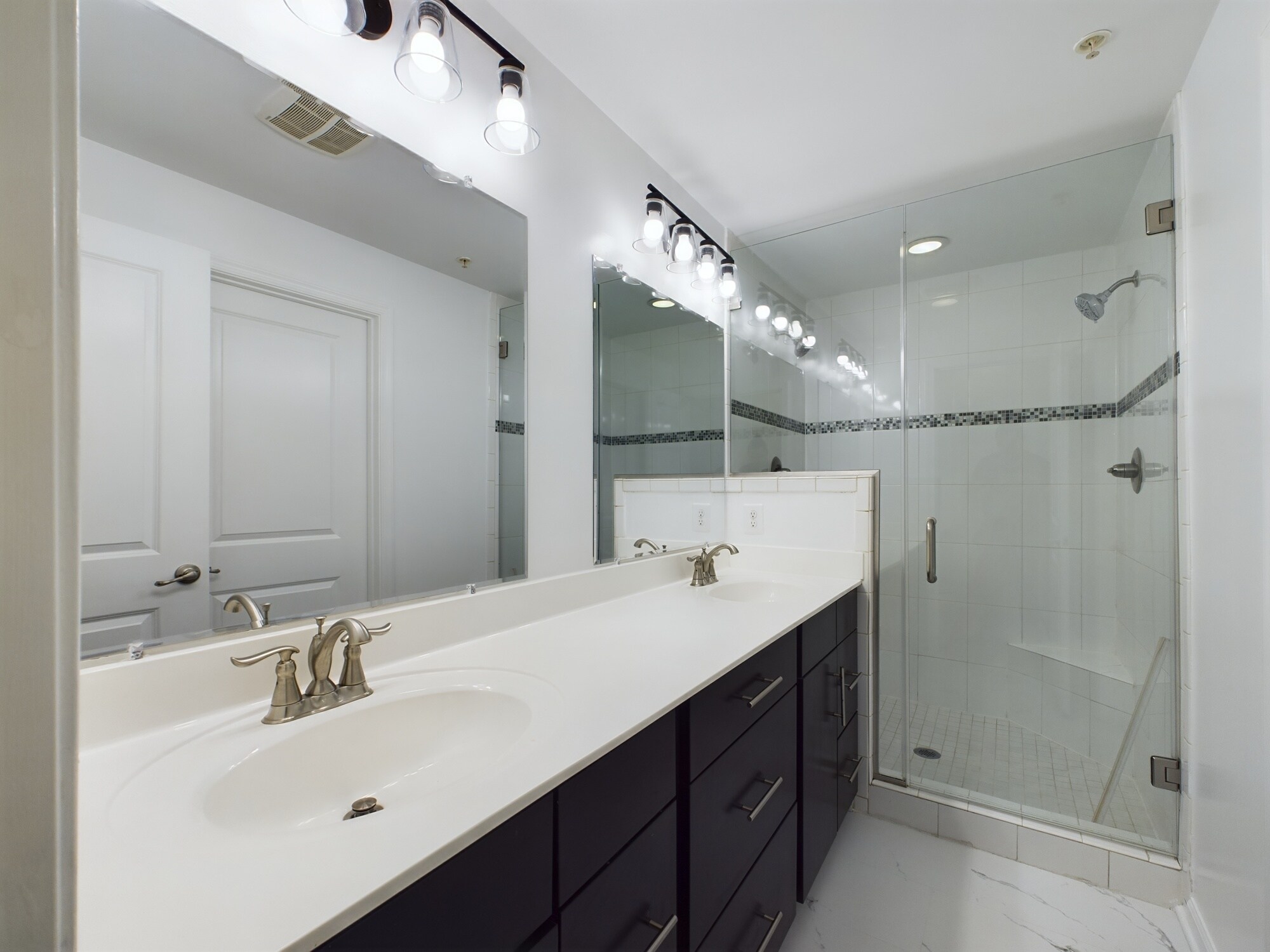 Building Photo - 6479 Jack Linton Dr S