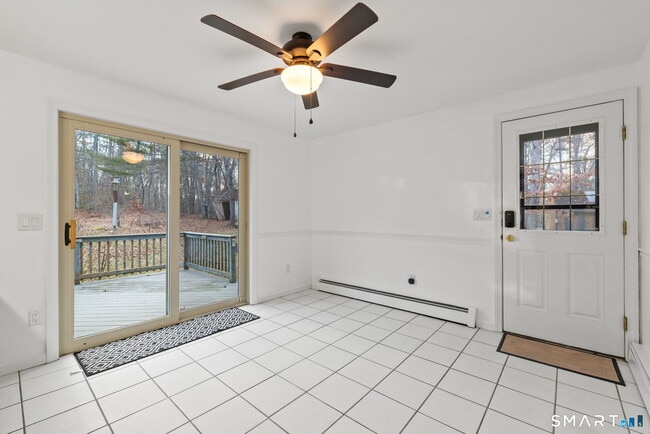 Building Photo - 45 Luchon Rd