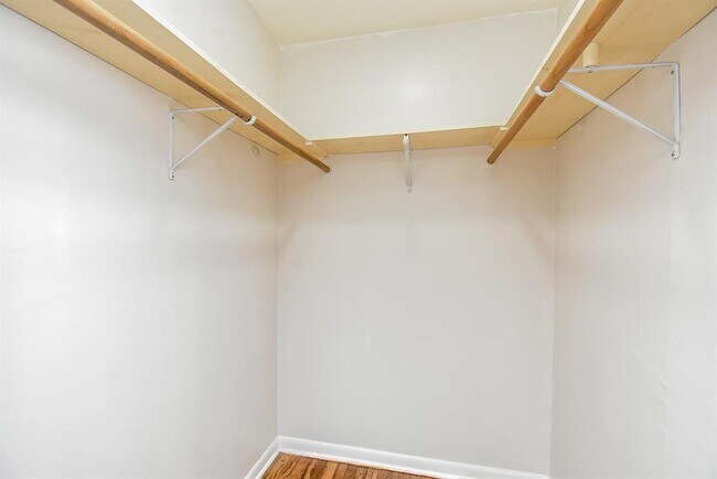 Building Photo - 1409 Zora St