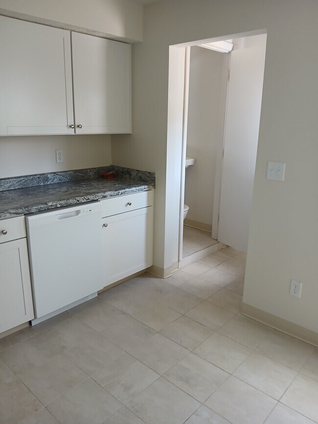 Building Photo - 166 Buckeye Cir